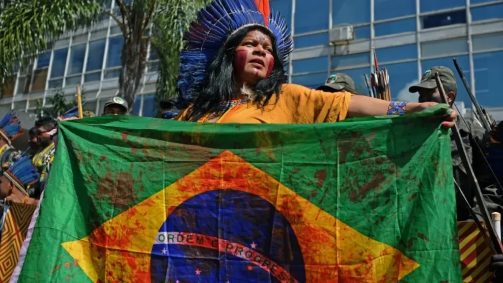Assassinatos de indígenas crescem pelo 3º ano no Brasil Assassinatos de indígenas crescem pelo 3º ano no Brasil